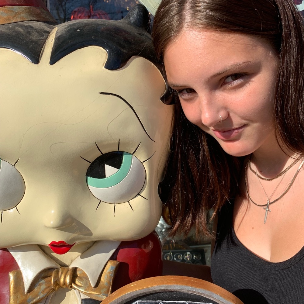 Meet your Posher, Maryfiona